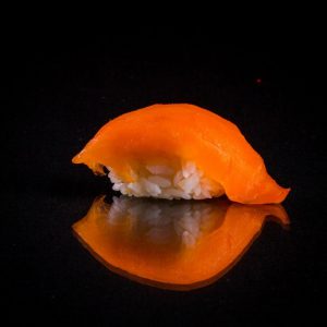 nigiri-s-lososem